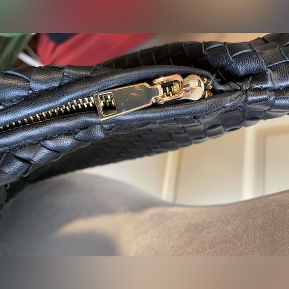 Melie Bianco Brigitte large  Black Woven Shoulder Bag - Picture 10 of 10